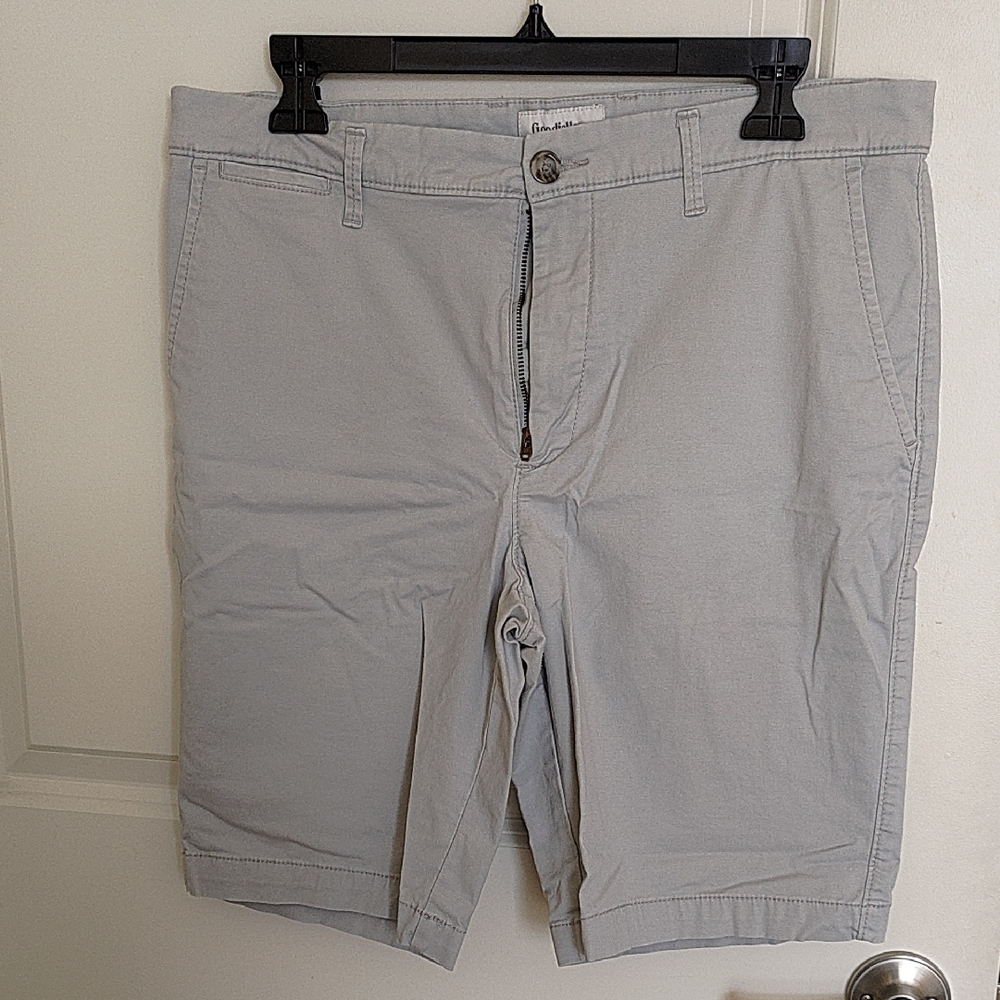 Goodfellow & Co Gray Flat Front Shorts Casual Style